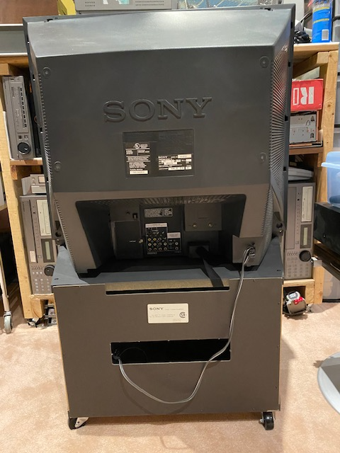 Sony top the line CRT HDTVs Trinitron WEGA in TVs in Markham / York Region - Image 8