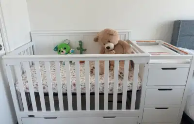 crib newborn-toddler , View more
