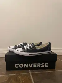 BRAND NEW Converse Womens Shoes