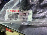 Yamaha rear axle wheels 