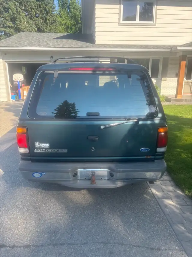Ford Explorer552033504398551043