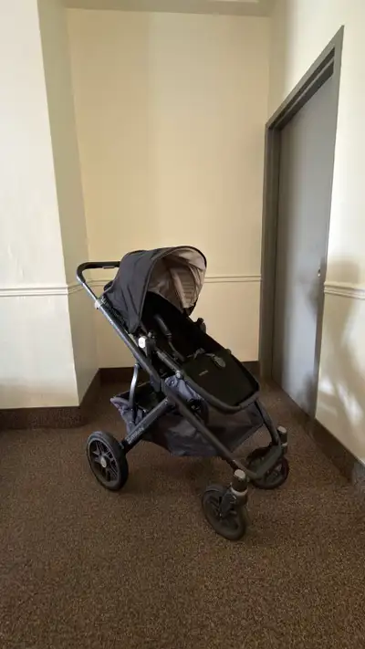 Uppababy Vista, View more