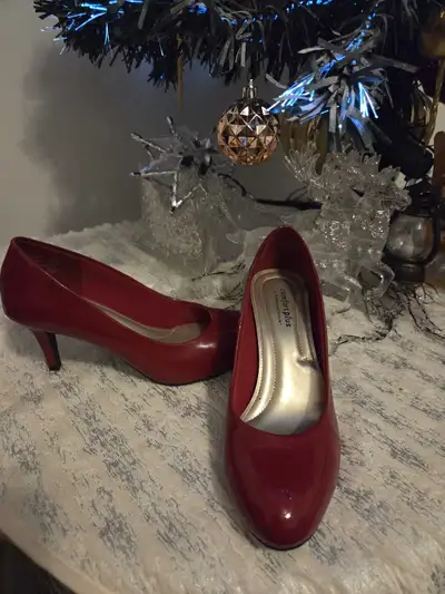 Ladies shoes, View more
