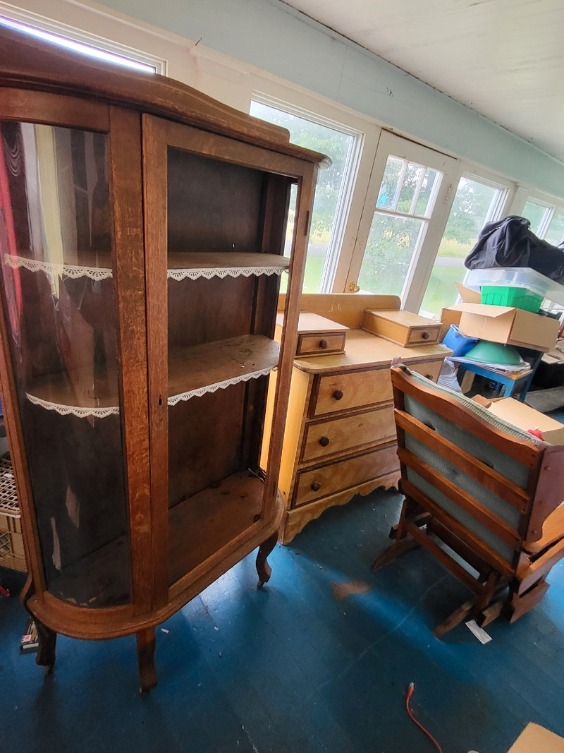 furniture need to go asap GREAT DEAL***] Dressers & Wardrobes