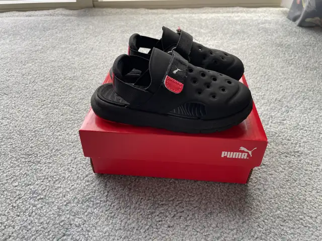 Children’s shoes size 9 in Kids & Youth in Markham / York Region - Image 3