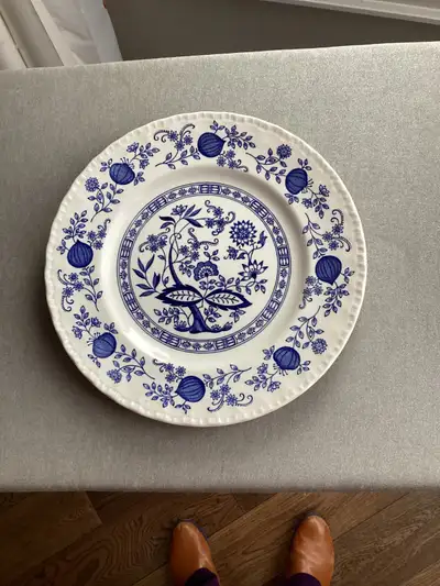 ENOCH WEDGEWOOD TUNSTALL PLATE, View more
