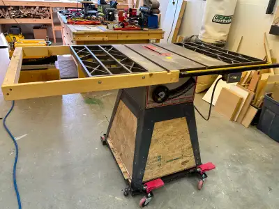 Craftsman 10" Professional Table Saw. Table extensions, 1 1/2 HP motor, belt drive to saw. Comes wit...