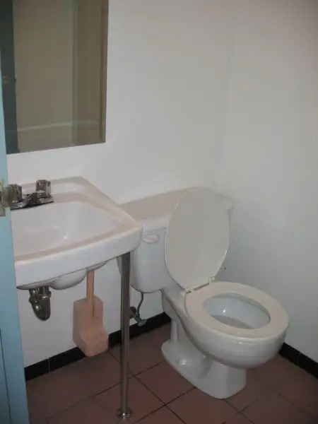 PLATEAU Chambre privée et meublée avec cuisinette, au mois in Room Rentals & Roommates in City of Montréal - Image 8