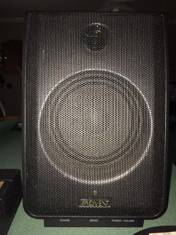 Advent Aw820 900mhz Wireless Portable Stereo Speakers in General Electronics in Mississauga / Peel Region - Image 4