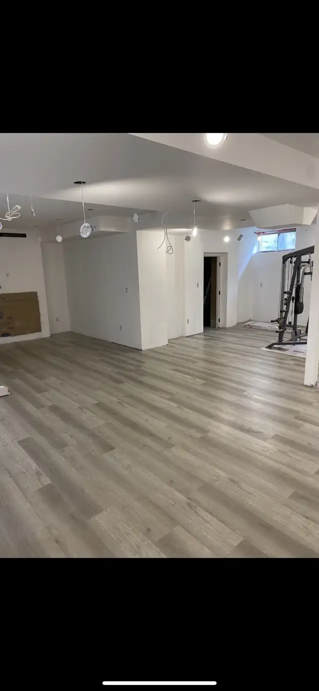 ⭐️Professional Flooring Installer/Tile Setter⭐️ in Renovations, General Contracting & Handyman in Mississauga / Peel Region - Image 5