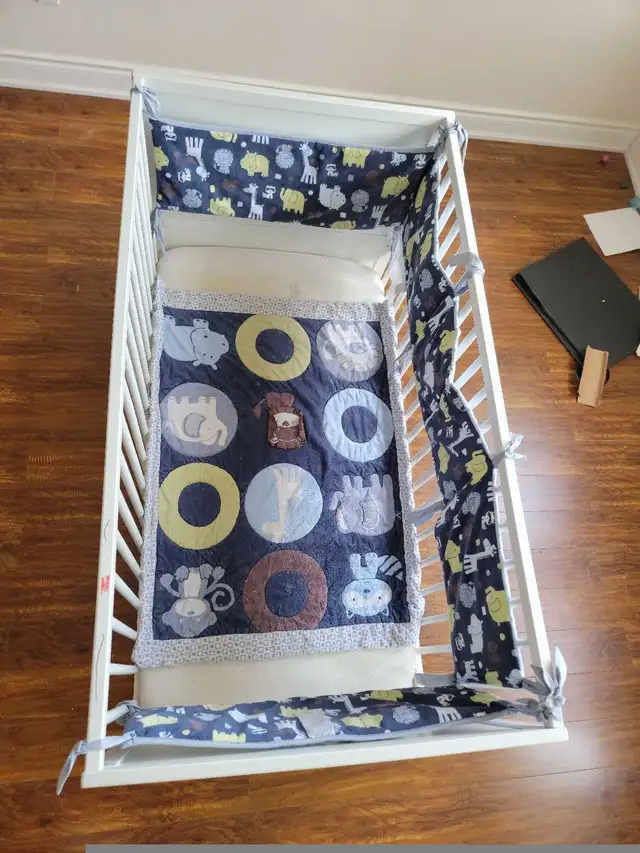 IKEA SOLGUL Crib with mattresses, blank and side cushion. in Cribs in Mississauga / Peel Region - Image 3