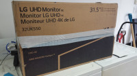 aubaine Moniteur LCD LG 32UK550-B 32"  4K UHD dans sa boite