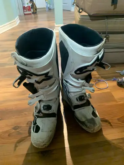 Size 13 tech 7 from royal