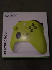 Xbox Controller (Electric Volt Version)