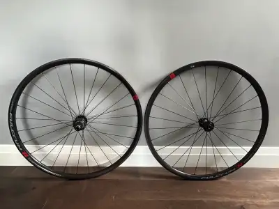 Fulrcrum Rapid Red 900 Disc Brake Gravel Wheels  700c, View more