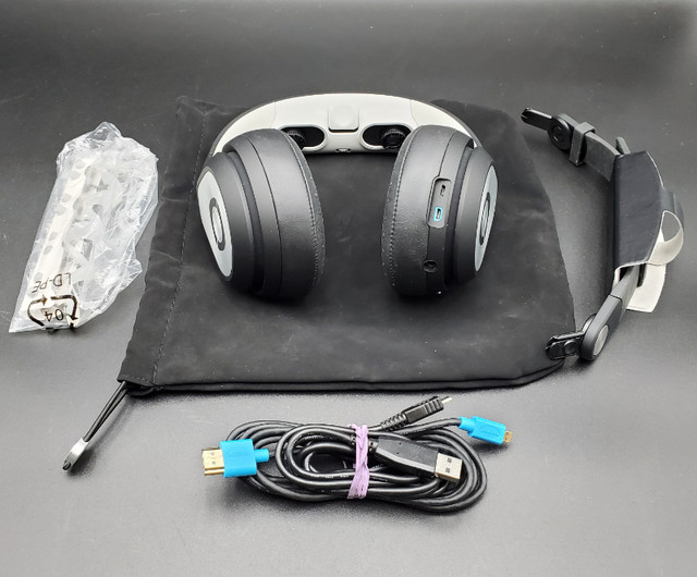 AVEGANT GLYPH AG101 PERSONAL THEATER VIDEO HEADSET in Other in Markham / York Region