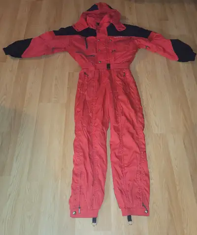 Vintage 1990 Descente Swiss one pcs ski suit. Near mint condition. No stains, no holes, all zipper/...