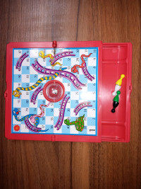 Jeu voyage serpents  et échelles