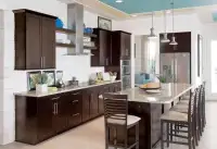 All wood kitchen and bathroom cabinets warehouse sale