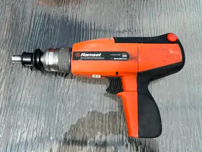 Ramset D45 with case and 0.25 disc loads, View more