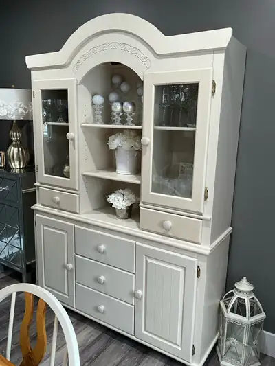 Buffet and Hutch, View more