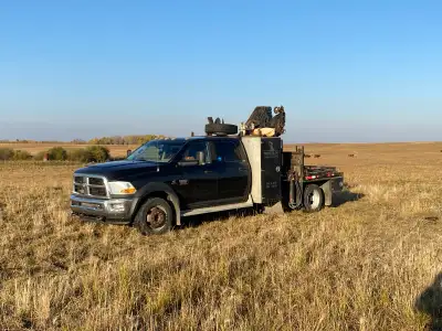 2012 Ram 5500 4X4 6.7 Cummins diesel Automatic transmission 077 HIAB crane ARW deck Engine and trans...