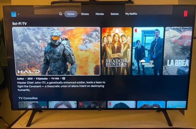 LG 55 inch Smart Tv in TVs in Ottawa - Image 2