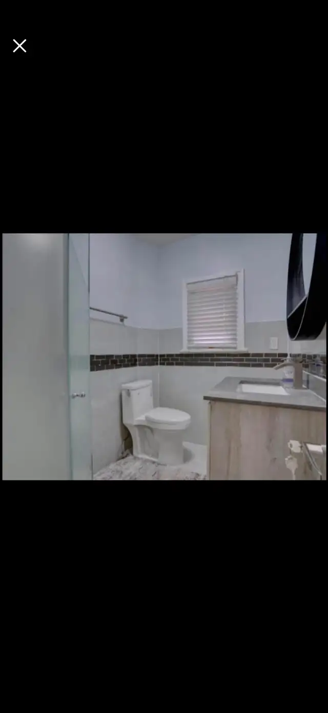 Room for rent in Oshawa in Room Rentals & Roommates in Oshawa / Durham Region - Image 9