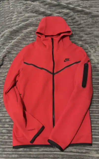 Red Nike Tech, View more