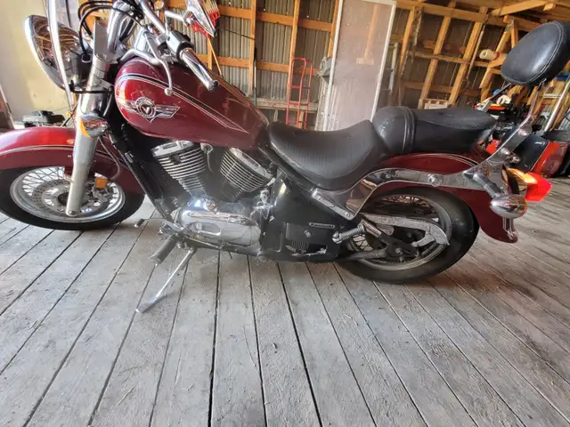 Moto 2002 kawasaki vulcan 800 in Street, Cruisers & Choppers in Rimouski / Bas-St-Laurent - Image 2