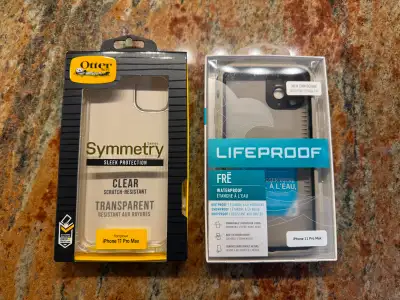 Lifeproof & Otter Cases for Apple Iphone 11 Pro Max: - Otter Case Never Used - Lifeproof used for 3...