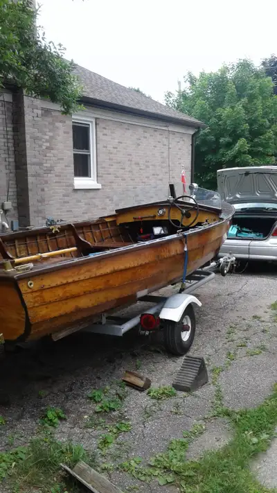 1947 sherman lapstrake 17 ft boat,you will never find another like it,great boat to add to your coll...