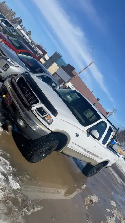 Ford f150 7700 series (heavy half ton) Pros Ford reman motor with 145000kms body has 250000kms Brand...