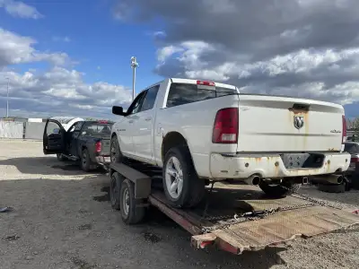 We pay 900$ and up for 2007 and up Chevrolet Silverado or gmc sierra trucks We pay 950$ and up for 2...