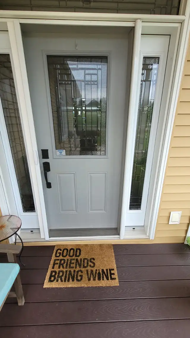 Mirage Retractable Screen Door in Windows, Doors & Trim in Moncton - Image 2