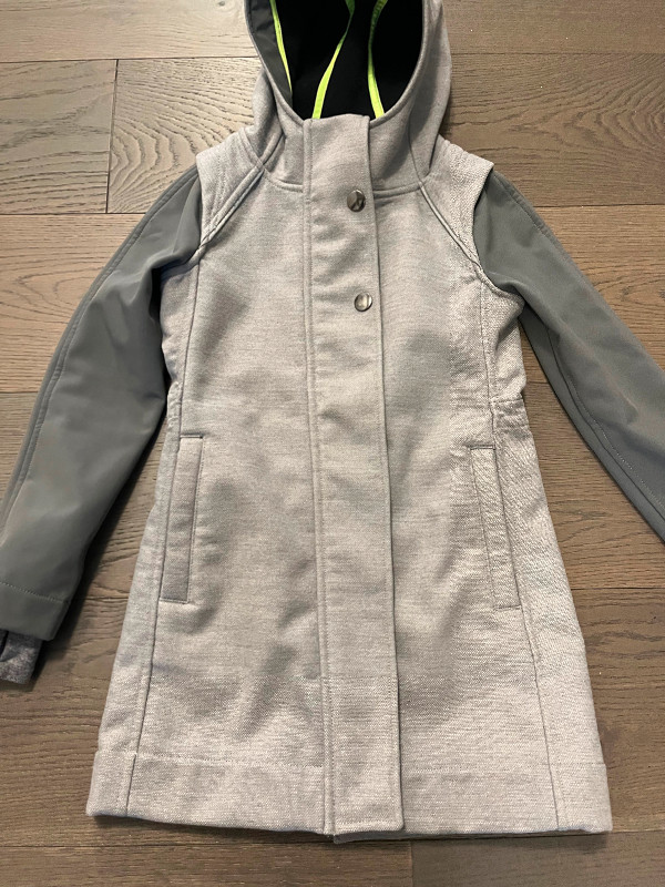 Ivivva by Lululemon gray spring jacket sz 6 Ret $298 EUC Toronto in Kids & Youth in City of Toronto - Image 2