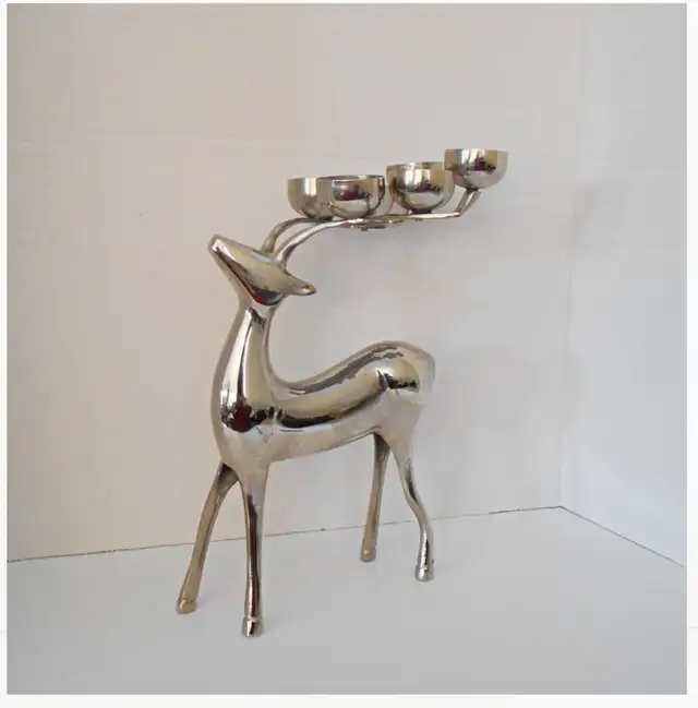 Vintage Silver Tone Reindeer Votive Candle Holder Candelabra in Home Décor & Accents in St. Catharines - Image 3