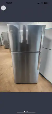 WHIRLPOOL 18.2 cuft top freezer bottom fridge