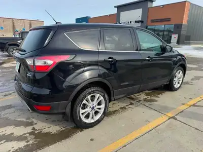 2017 Ford Escape SE AWD – Mechanic Special 2017 Ford Escape SE AWD with 224,000 km. The vehicle star...