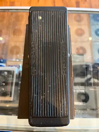 Jim Dunlop Original Crybaby Standard Wah Pedal, View more