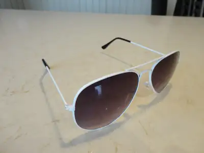 Aviator Sunglasses - White Frame w/ Black Lens - BRAND NEW These are Brand new never Worn. Selling f...