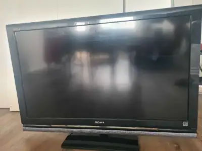TV Sony Bravia LCD full HD 40" KDM-40V4100, View more