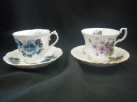 Royal Albert tea cups and saucers; tasses et soucoupes porcelain