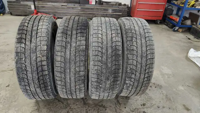 Michelin Winter tire 225/65 r17 in Tires & Rims in Portage la Prairie - Image 3