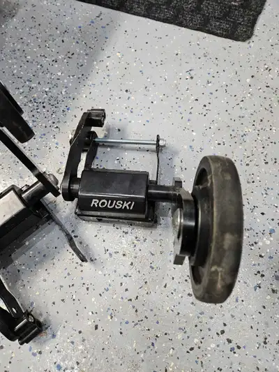 Fonctionne très bien , en bonne état 514-250-8920