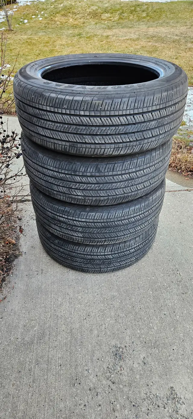Goodyear Eagle Touring Tires. 235 55r20. Highlander. 2021. in Tires & Rims in Calgary - Image 5