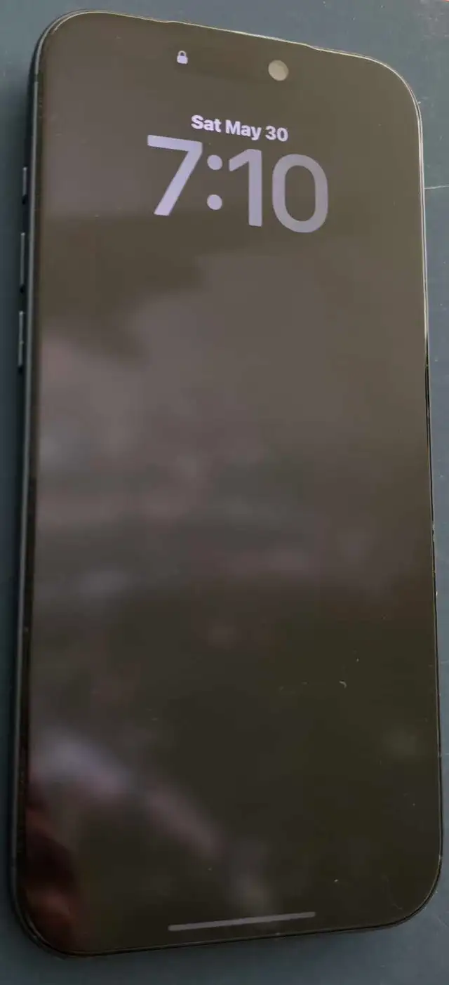 Apple iPhone 17 Pro Max in Cell Phones in Hamilton - Image 2
