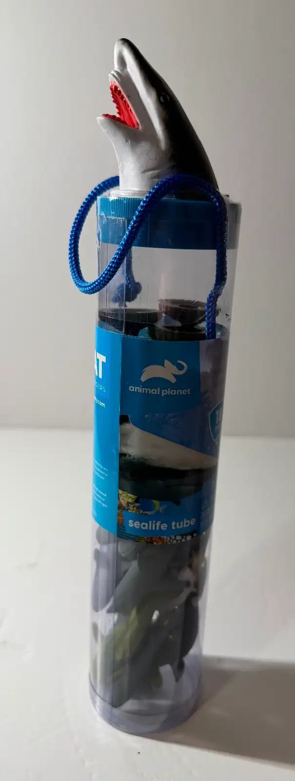 Anima planet tube of sharks-18 pc-new