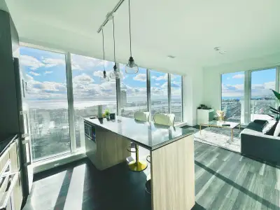 Private room for rent in Downtown - $1800