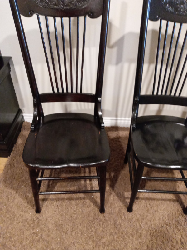 Old Chairs 3 for $75 in Chairs & Recliners in City of Halifax - Image 2